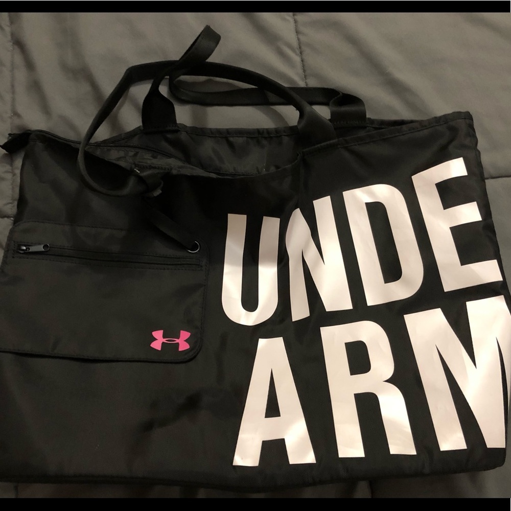 Excellent condition Under Armour gym bag